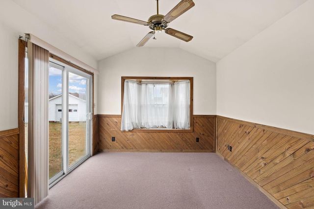 114 HAMILTON ST, Fredericksburg, VA 22408