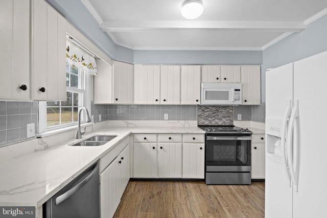 114 HAMILTON ST, Fredericksburg, VA 22408