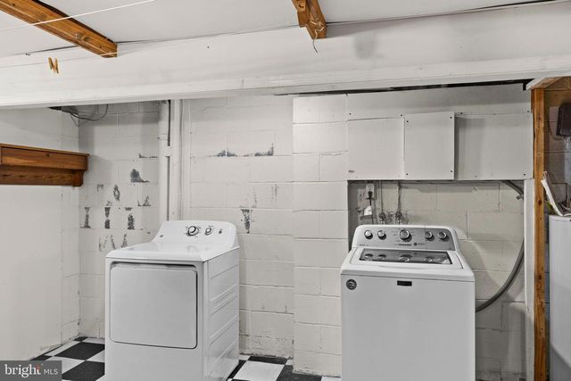 114 HAMILTON ST, Fredericksburg, VA 22408