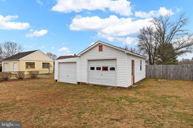 114 HAMILTON ST, Fredericksburg, VA 22408