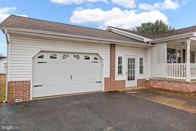 114 HAMILTON ST, Fredericksburg, VA 22408