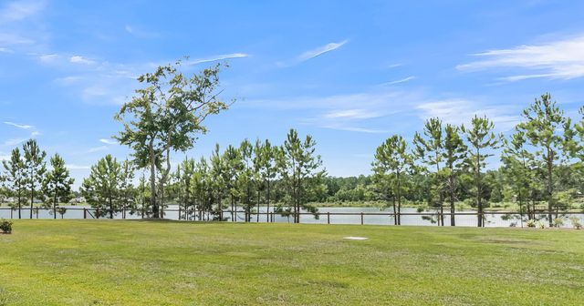 562 Pontoon Road, Huger, SC 29450