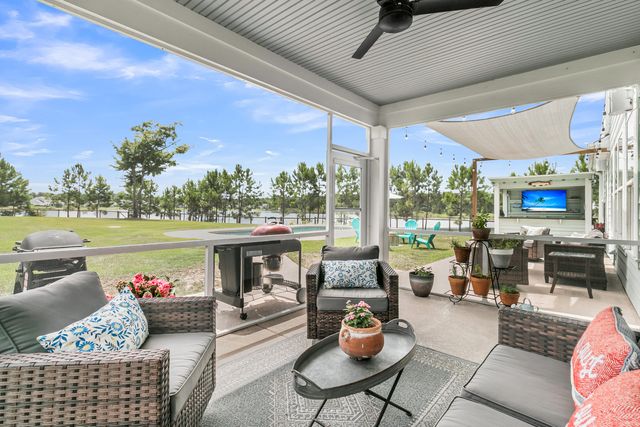 562 Pontoon Road, Huger, SC 29450