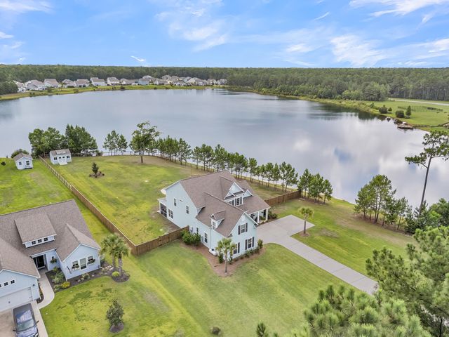 562 Pontoon Road, Huger, SC 29450