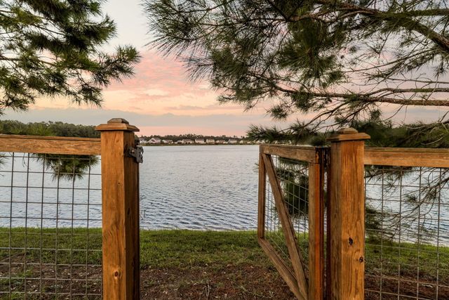562 Pontoon Road, Huger, SC 29450