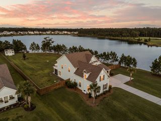 562 Pontoon Road, Huger, SC 29450