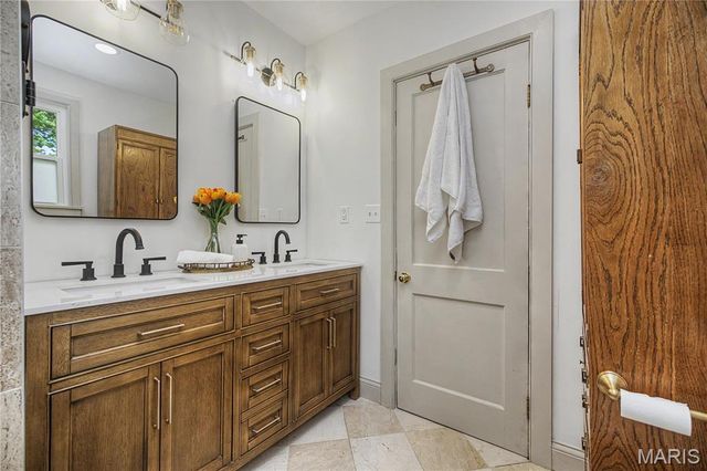 235 Midway Avenue, Kirkwood, MO 63122