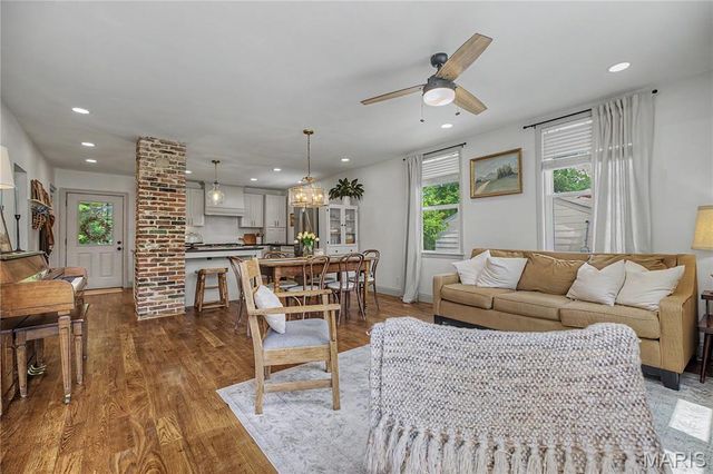 235 Midway Avenue, Kirkwood, MO 63122