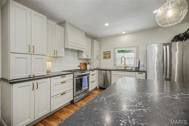235 Midway Avenue, Kirkwood, MO 63122