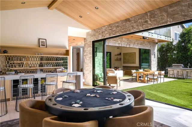 4319 Kraft Avenue, Studio City, CA 91604