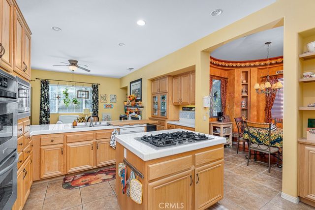 1052 Park Avenue, San Jacinto, CA 92583