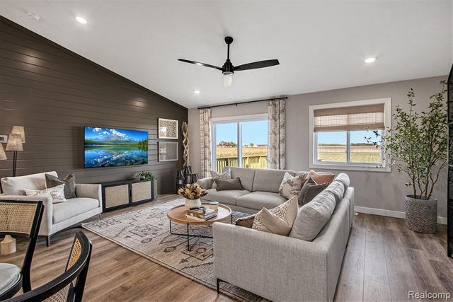 3151 Wild Orchid Lane, Burton, MI 48519