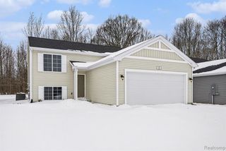 3151 Wild Orchid Lane, Burton, MI 48519