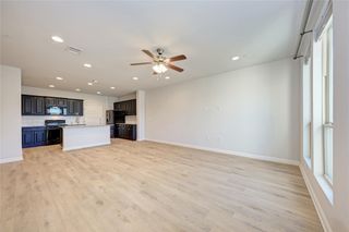 6814 E Riverside DR 32, Austin, TX 78741