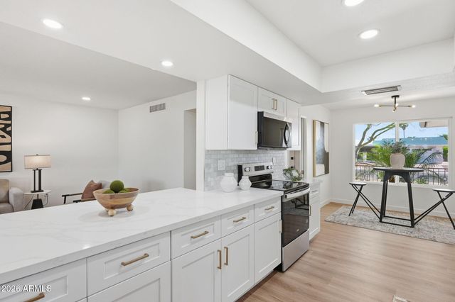 10830 W MIMOSA Drive, Sun City, AZ 85373