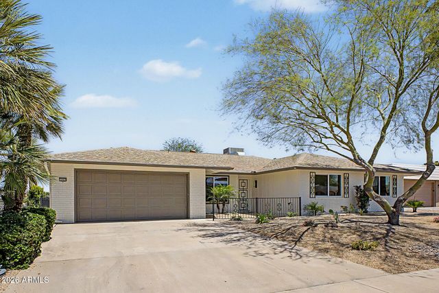 10830 W MIMOSA Drive, Sun City, AZ 85373