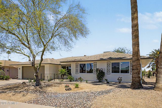 10830 W MIMOSA Drive, Sun City, AZ 85373