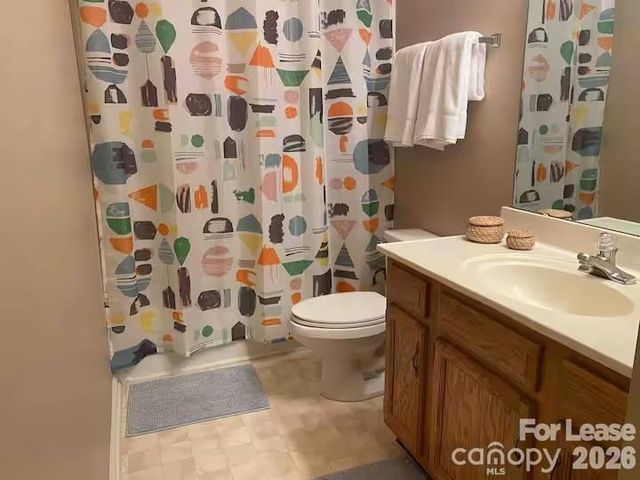 8263 Southgate Commons Drive, Charlotte, NC 28277