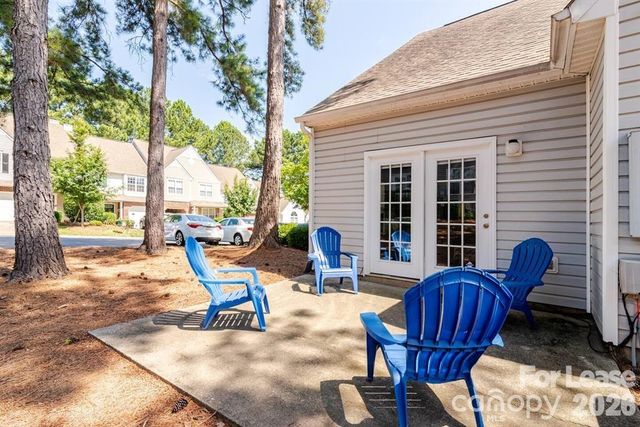 8263 Southgate Commons Drive, Charlotte, NC 28277