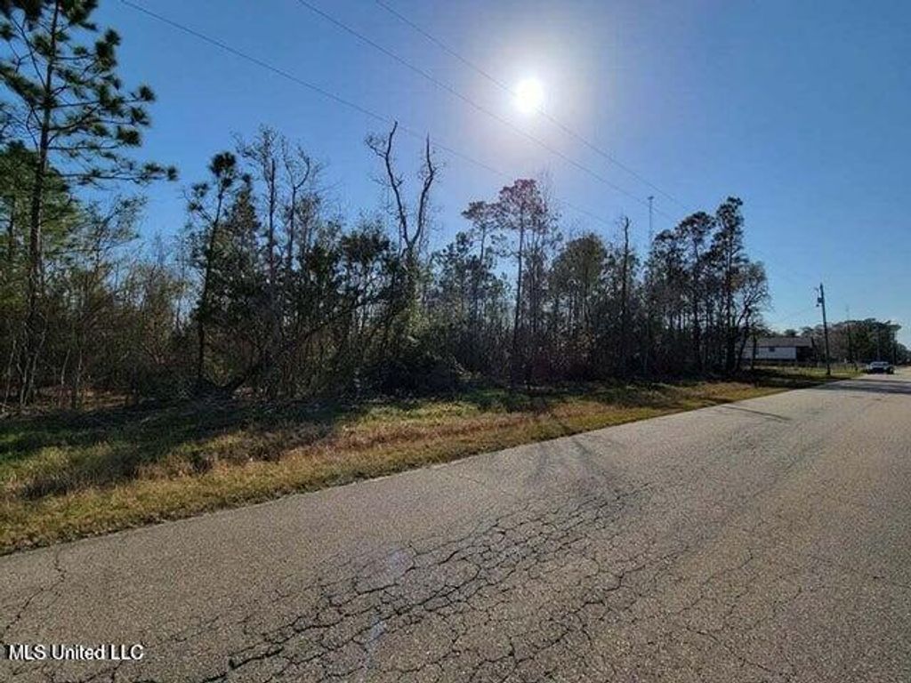 Lot 15-18 Tombigbee Street, Waveland, MS 39576