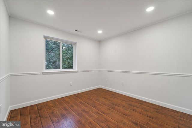 2040 ARCH ST, Philadelphia, PA 19103