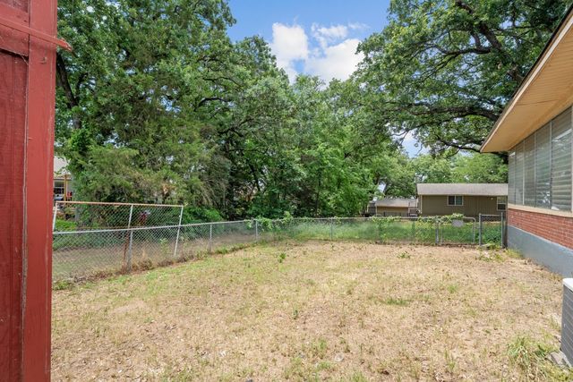 201 Admiral Drive, Gun Barrel City, TX 75156