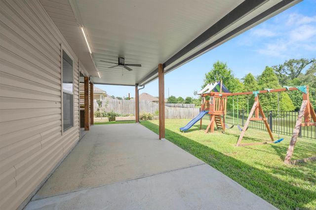 38483 Brown Rd, Prairieville, LA 70769