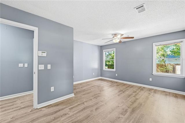 2109 Shady Lane, Tucker, GA 30084