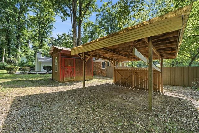 2109 Shady Lane, Tucker, GA 30084