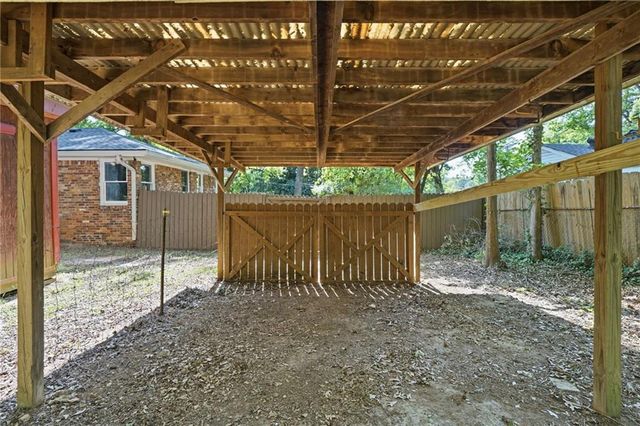 2109 Shady Lane, Tucker, GA 30084