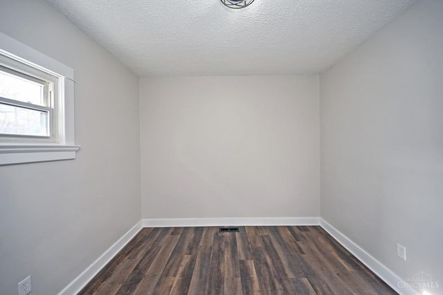 1631 Emmons Avenue, Dayton, OH 45410