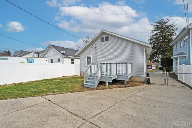 1631 Emmons Avenue, Dayton, OH 45410