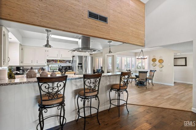 601 Vista Verde Way, Bakersfield, CA 93309