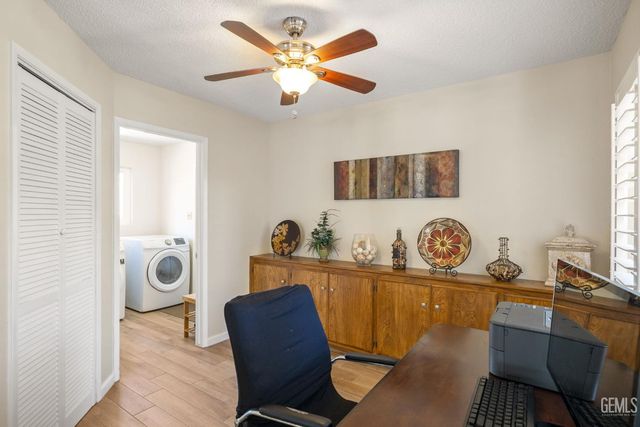 601 Vista Verde Way, Bakersfield, CA 93309