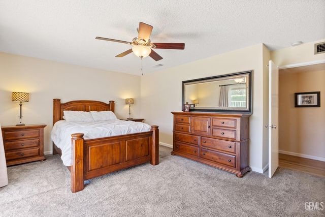 601 Vista Verde Way, Bakersfield, CA 93309