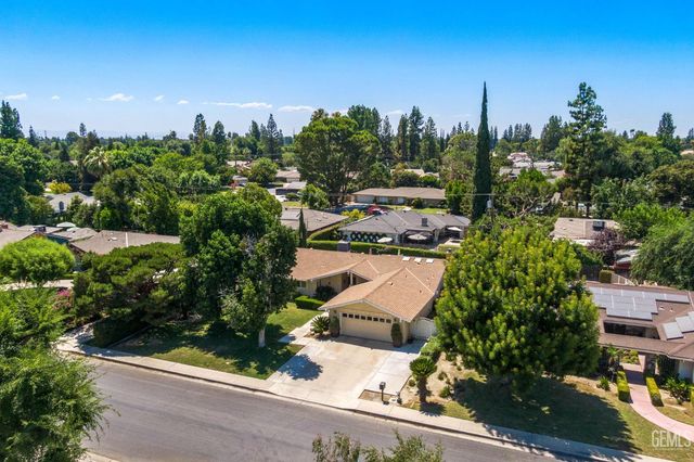 601 Vista Verde Way, Bakersfield, CA 93309