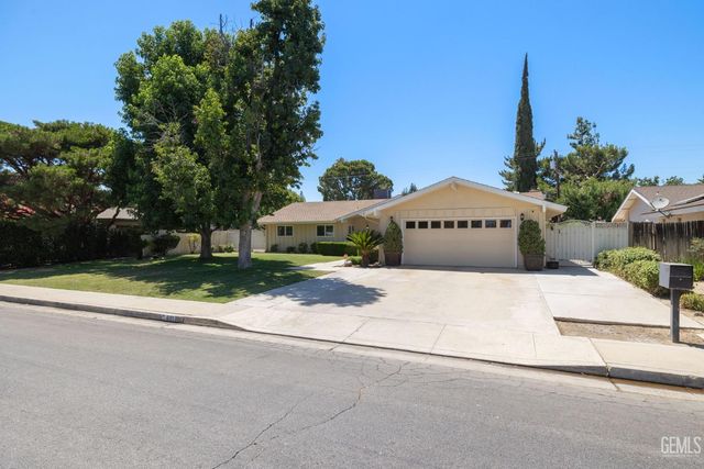 601 Vista Verde Way, Bakersfield, CA 93309