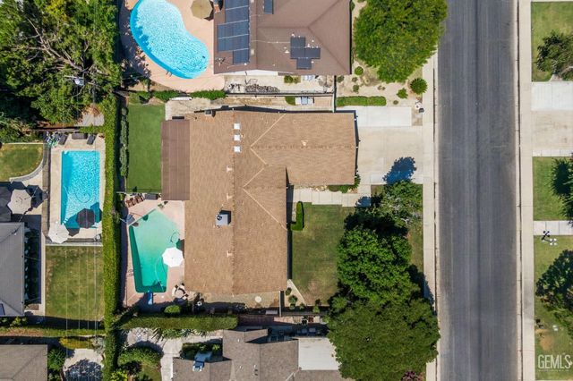 601 Vista Verde Way, Bakersfield, CA 93309