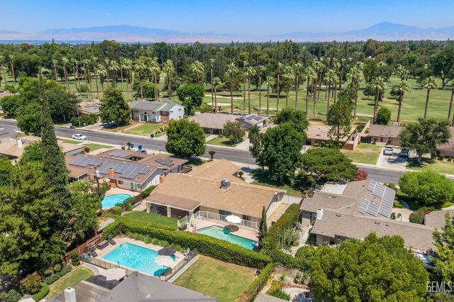 601 Vista Verde Way, Bakersfield, CA 93309