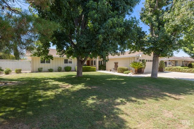 601 Vista Verde Way, Bakersfield, CA 93309