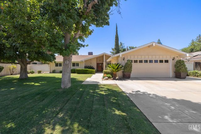 601 Vista Verde Way, Bakersfield, CA 93309