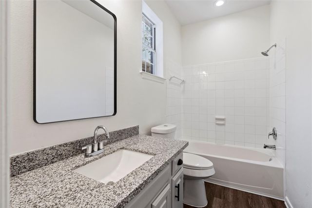 1602 Winston Homestead Drive, Richmond, TX 77406