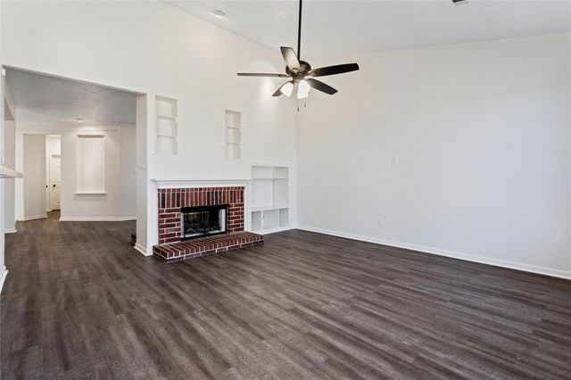 1602 Winston Homestead Drive, Richmond, TX 77406