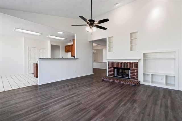 1602 Winston Homestead Drive, Richmond, TX 77406