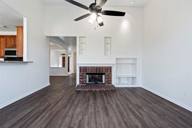 1602 Winston Homestead Drive, Richmond, TX 77406