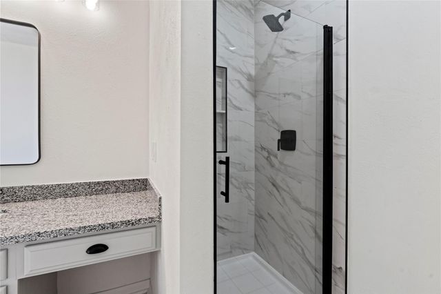 1602 Winston Homestead Drive, Richmond, TX 77406