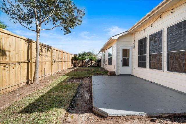 1602 Winston Homestead Drive, Richmond, TX 77406