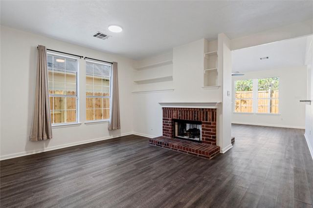 1602 Winston Homestead Drive, Richmond, TX 77406