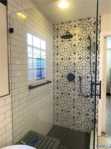 8304 Elizabeth Ann Dr, Hanover, VA 23111