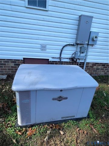 8304 Elizabeth Ann Dr, Hanover, VA 23111